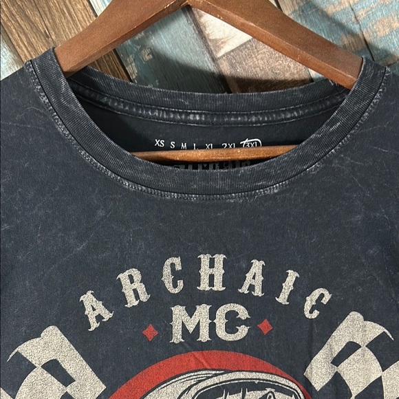 Archaic Men's Black Skull Graphic Tee - Picture 7 of 14